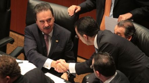 senadores-en-el-pleno