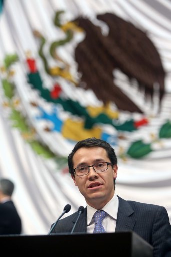 FERNANDO ZÁRATE SALGADO