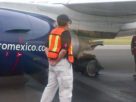 avion aeropuerto tol