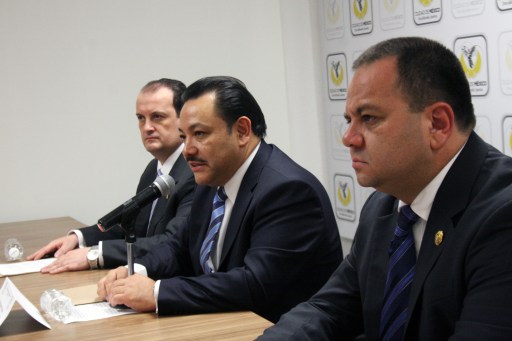 100613 CONFERENCIA DE PRENSA-GOBIERNO 03