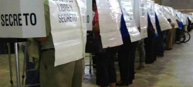 Votantes-casillas-bien3