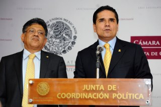 OFRECE CONFERENCIA DE PRENSA