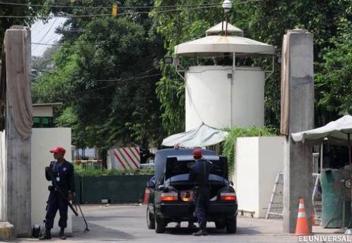 consulado EEUU lahore