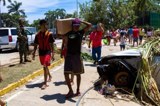 LLEGA AYUDA HUMANITARIA A ACAPULCO