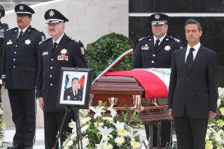 ENCABEZA PEÑA NIETO HOMENAJE A POLICÍAS FALLECIDOS EN GUERRERO