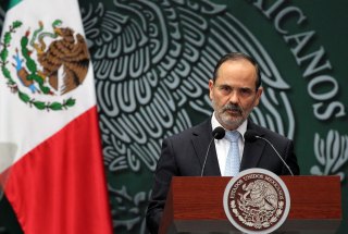 EPN PROMULGA LEYES DE REFORMA EDUCATIVA