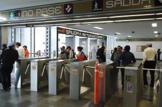 REALIZAN ACCIONES DE MANTENIMIENTO EN LA LÍNEA 12