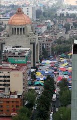 CONTINÚA PLANTÓN DEL CNTE