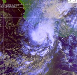 HURACÁN RAYMOND SE DEGRADA A CATEGORÍA 1