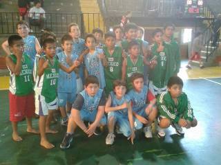 niños basquetbol