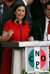 CRISTINA DÍAZ SALAZAR RINDE PROTESTA COMO SECRETARIA GENERAL