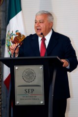 ENTREGAN PREMIO EN INVESTIGACIÓN Y TRAYECTORIA 2013