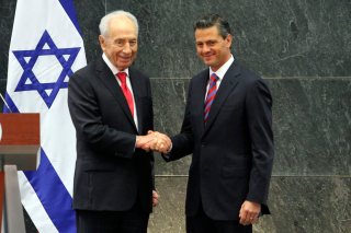 PEÑA NIETO DA LA BIENVENIDA A SHIMON PERES