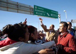 PEÑA NIETO PONE EN MARCHA PROGRAMA DE APOYO A LA ZONA