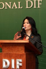 ENTREGAN SILLAS DE RUEDAS