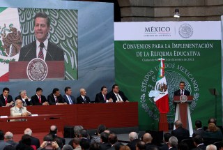 FIRMAN CONVENIO PARA REFORMA EDUCATIVA