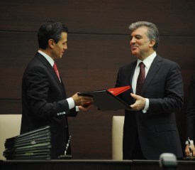 CONTINÚA DE GIRA EN TURQUÍA