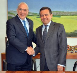 SOSTIENEN REUNIÓN DE TRABAJO