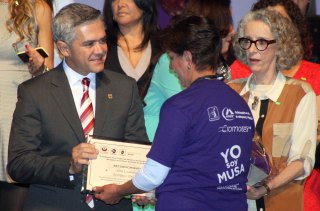 070314 FOTO 7 MIGUEL ÁNGEL MANCERA-MUJERES TEATRO CD