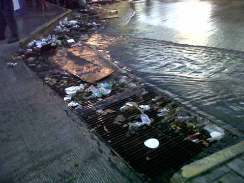 BASURA-EN-COLADERA-