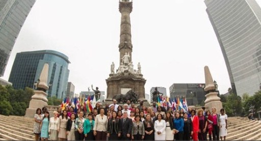 mujeres parlamentarias