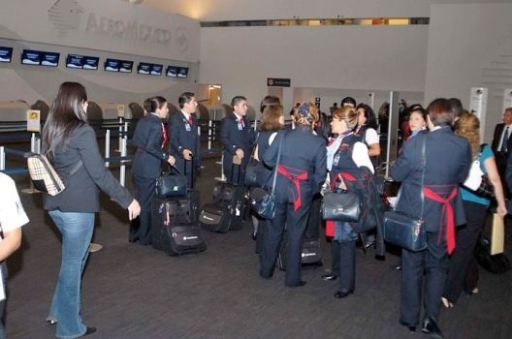 sobrecargos aeromexico