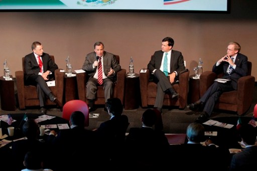 Foto 2 El canciller Meade participó en la conferencia  organizada por el Instituto McCain de la Universidad Estatal de Arizona