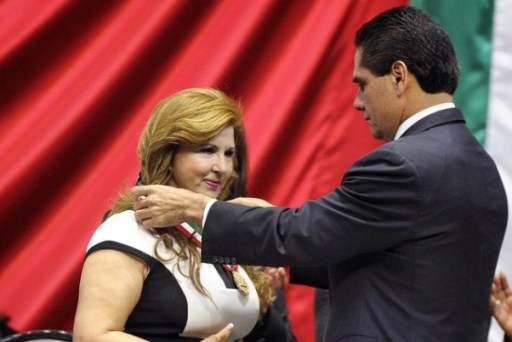 aureoles medalla 30 10 14