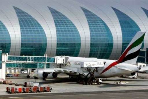 aeropuerto emiratos arabes