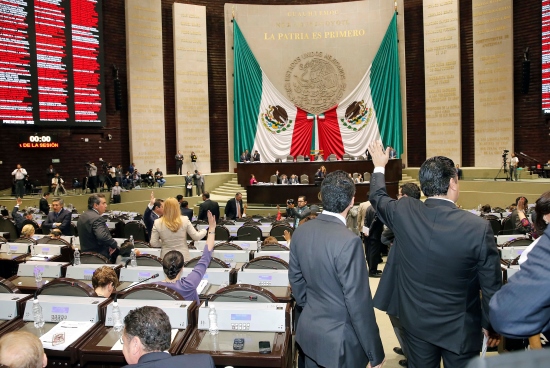 APRUEBAN ACUÑAR MONEDA CONMEMORATIVA DE LA BATALLA DE CELAYA