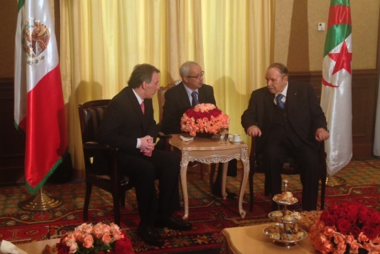 Meade con Abdelaziz Buteflika