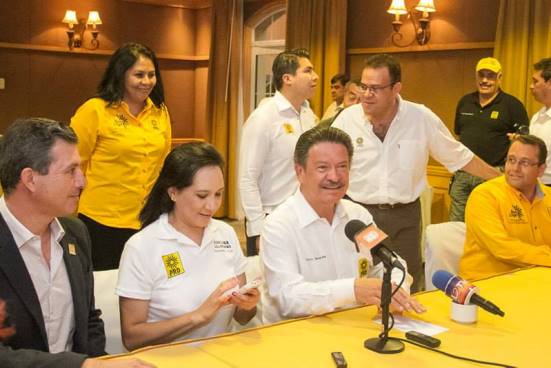 carlos navarrete 22 5