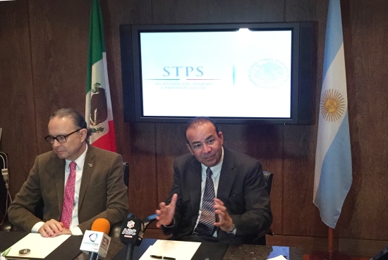 ALFONSO NAVARRETE PARTICIPA EN EL COLOQUIO DE LA OIT