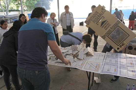 INICIA CIERRE DE CASILLAS