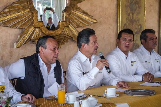 carlos navarrete 3 6