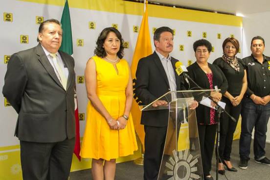 carlos navarrete 30 6