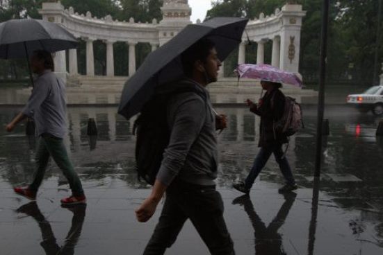 LLUVIA EN LA CAPITAL