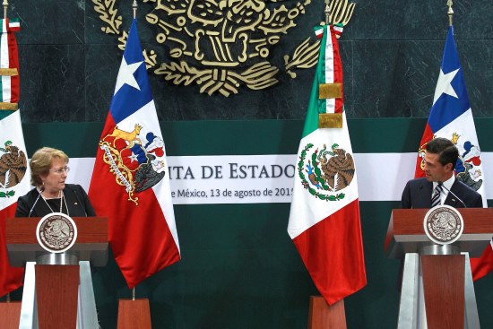 MENSAJE CONJUNTO DE PEÑA Y BACHELET