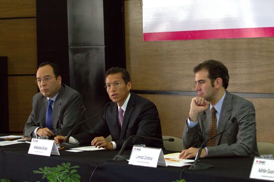 PRESENTAN VISOR INE-SAT