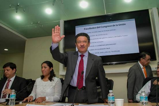 carlos navarrete 25 8