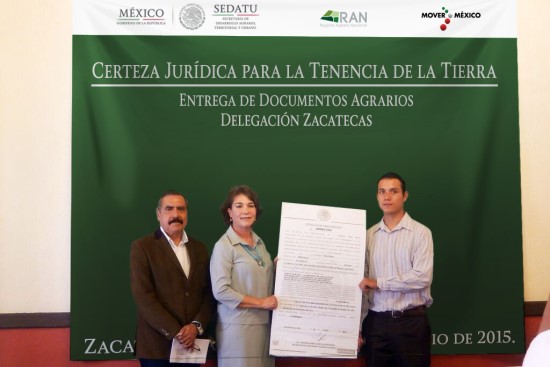 Entrega de documentos CECYTEZ 2