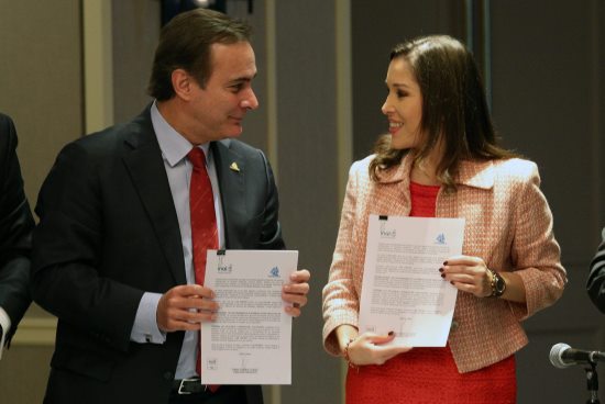 INAI Y LA COPARMEX FIRMAN CONVENIO EN FAVOR DE TRANSPARENCIA