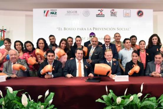 arturo escobar 20 10