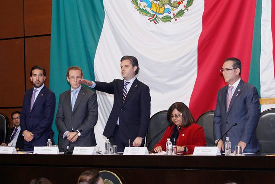 AURELIO NUÑO COMPARECE ANTE DIPUTADOS