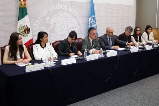 DELEGADAS JUVENILES EN LA ONU