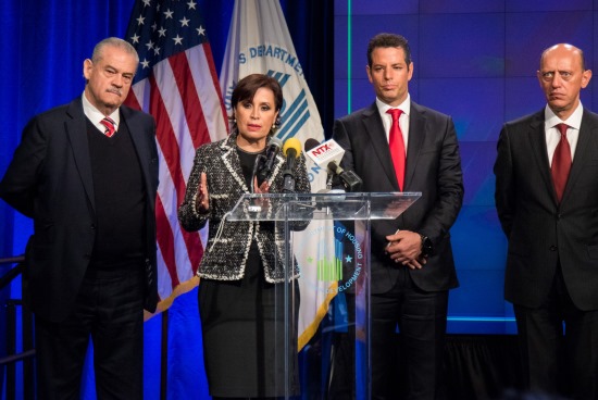 ROSARIO ROBLES ES WASHINGTON