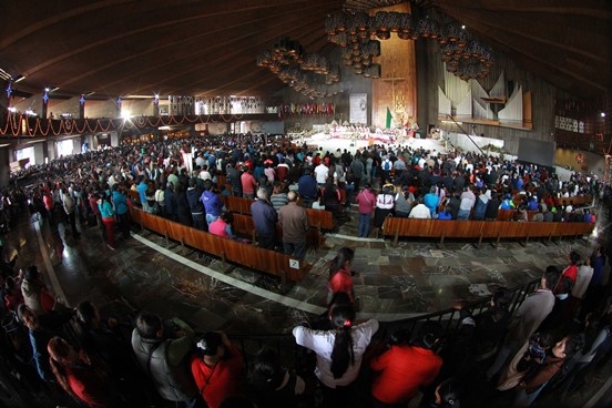 CELEBRAN A LA VIRGEN DE GUADALUPE