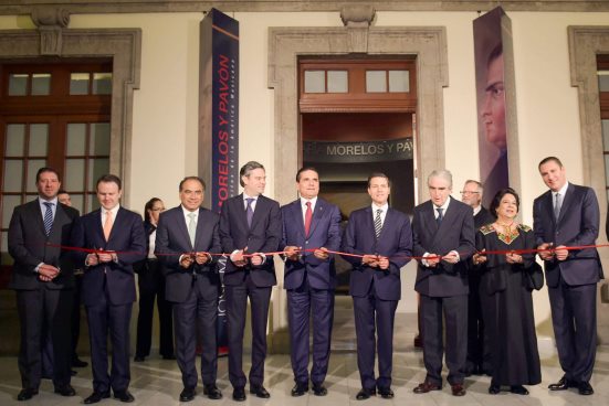 ENRIQUE PEÑA INAUGURA EXPOSICIÓN EN EL CASTILLO DE CHAPULTEPEC