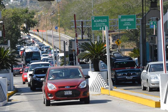 INICIA ÉXODO DE VACACIONISTAS EN ACAPULCO