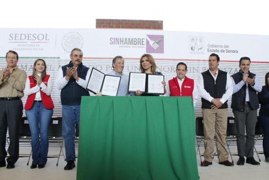 MEADE FIRMA ACUERDO POR UN SONORA SIN POBREZA EN SONORA